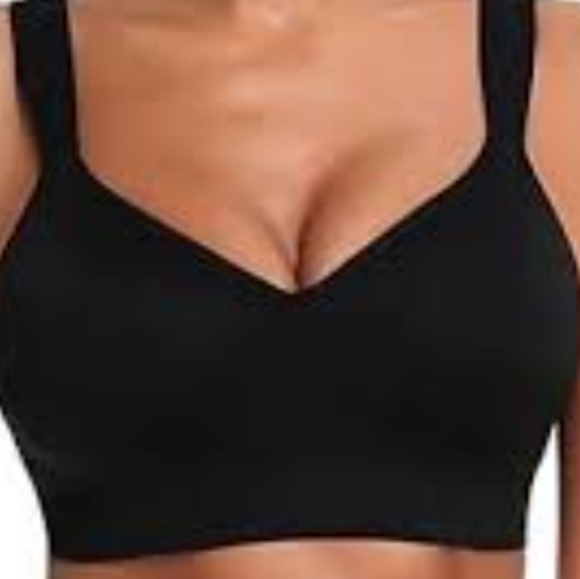 NWOT - MTA Sport Women's Black Sports Padded Bra 1X - Picture 1 of 5